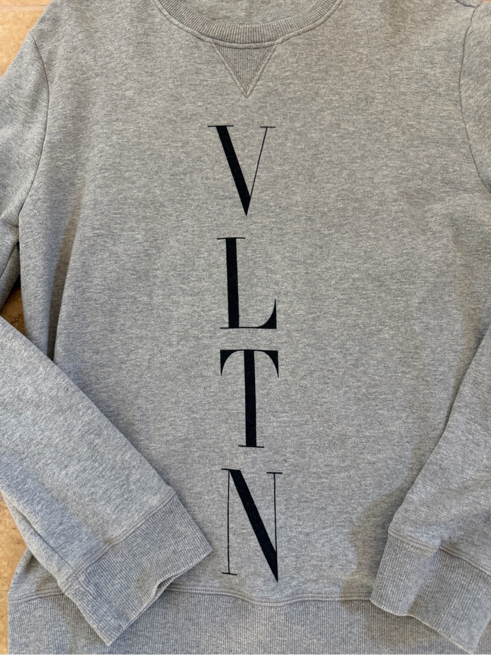 Valentino VLTN jersey crewneck sweatshirt EUC size medium